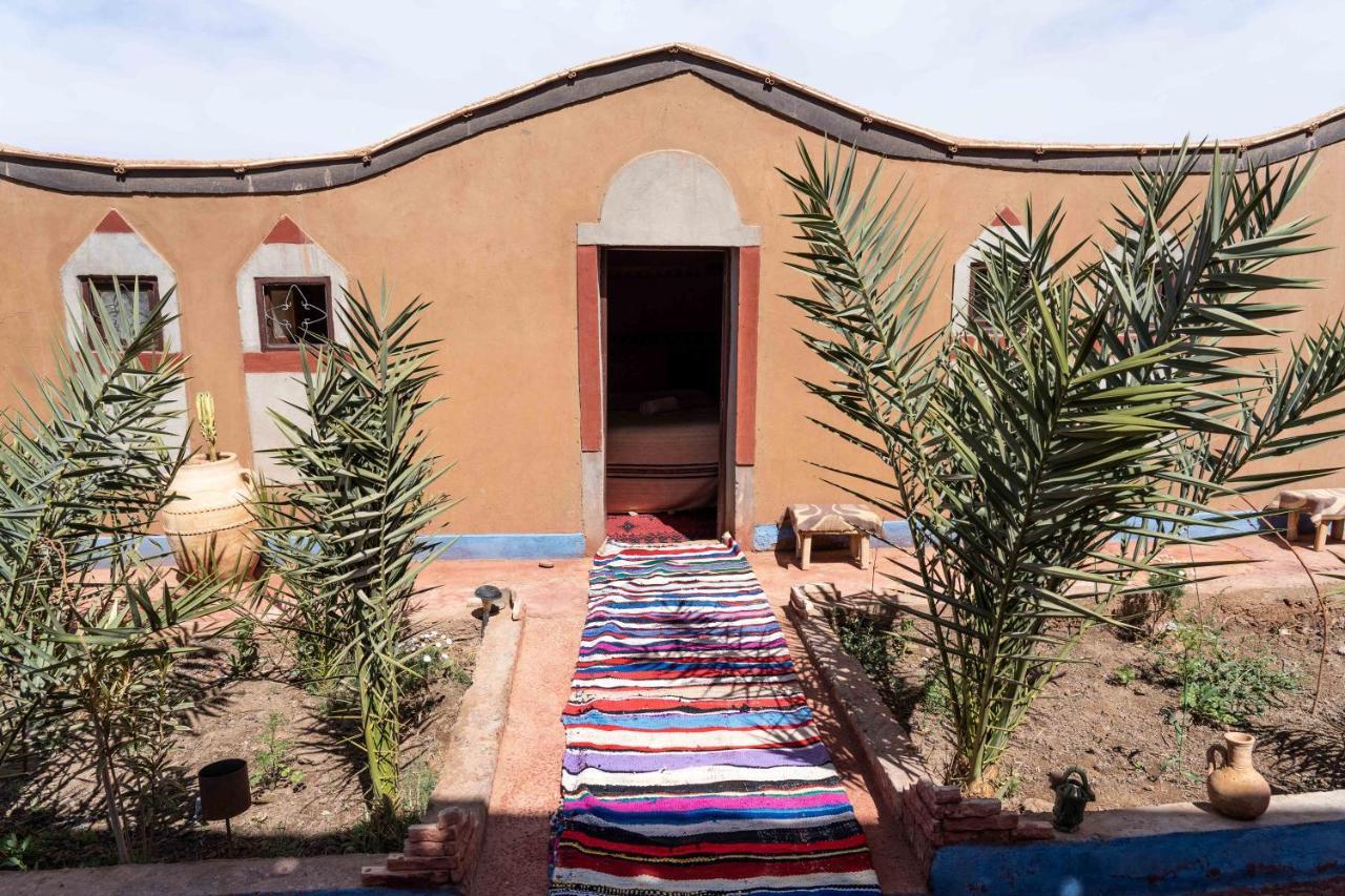 Dar Talmoudi Hotel Tagounite Bagian luar foto