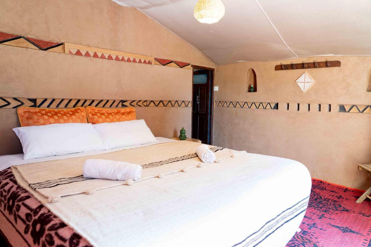 Dar Talmoudi Hotel Tagounite Bagian luar foto