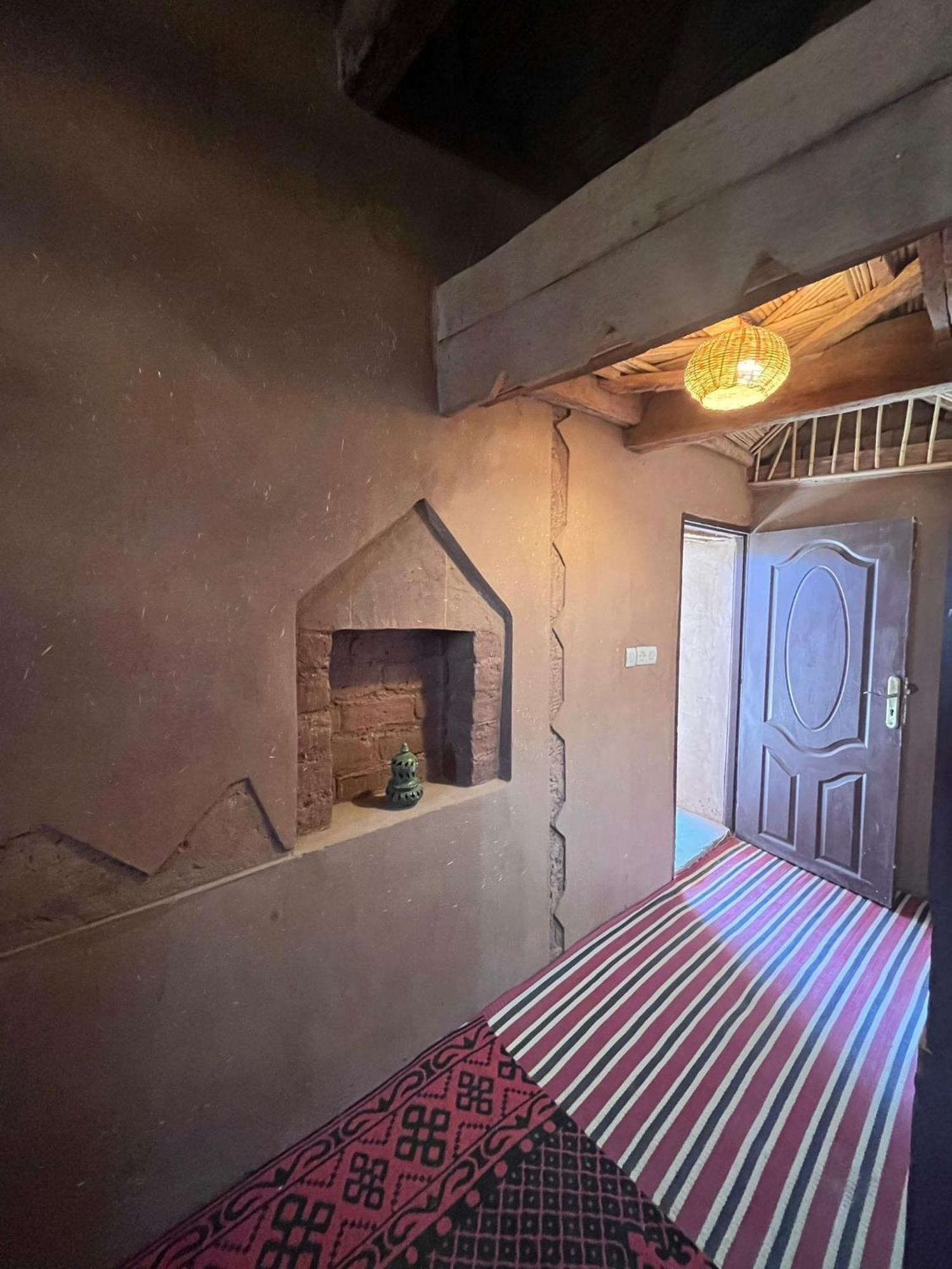 Dar Talmoudi Hotel Tagounite Bagian luar foto