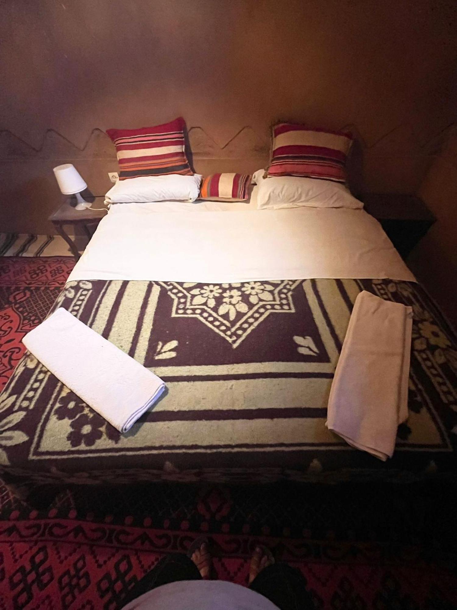 Dar Talmoudi Hotel Tagounite Bagian luar foto