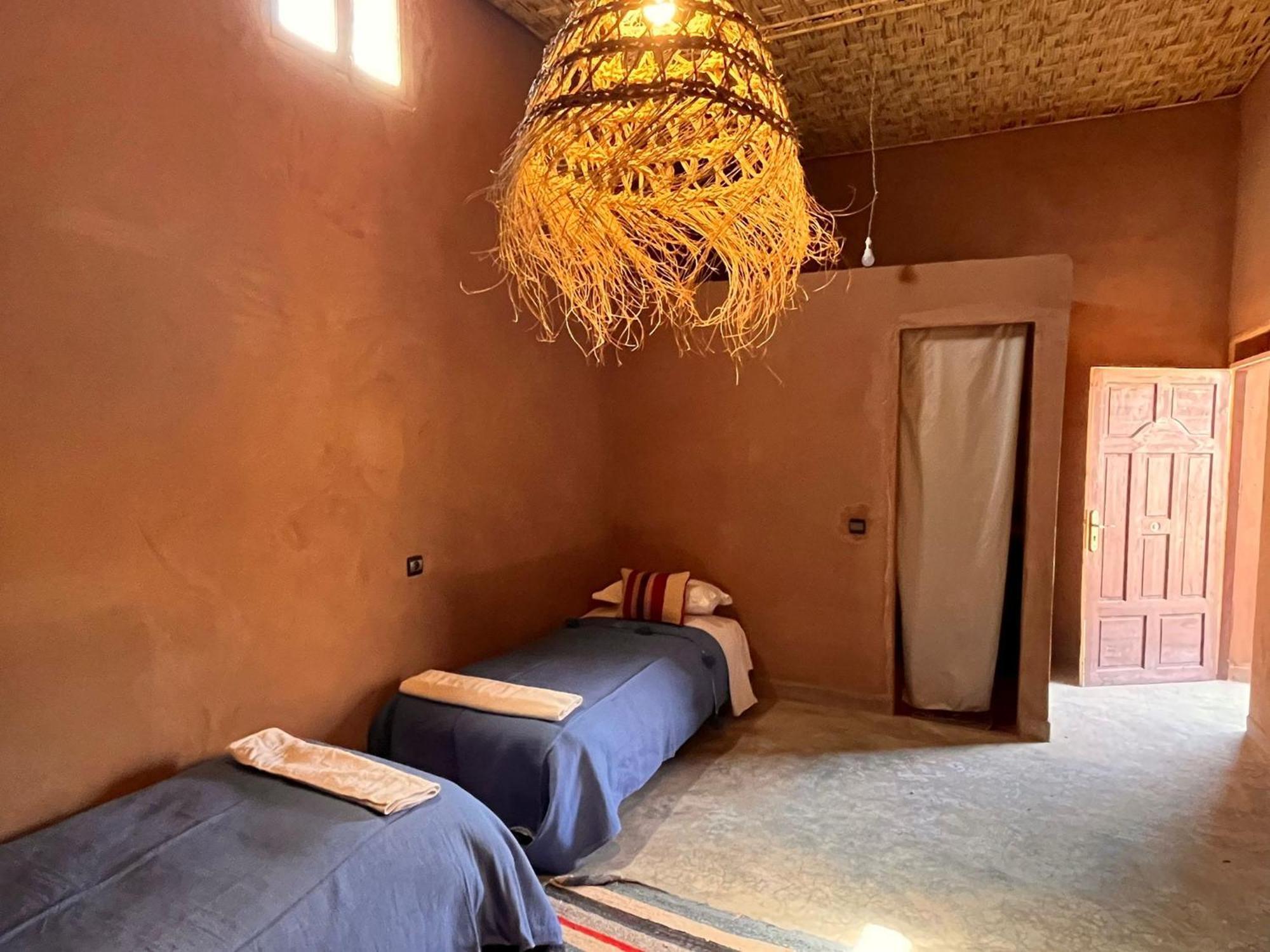Dar Talmoudi Hotel Tagounite Bagian luar foto