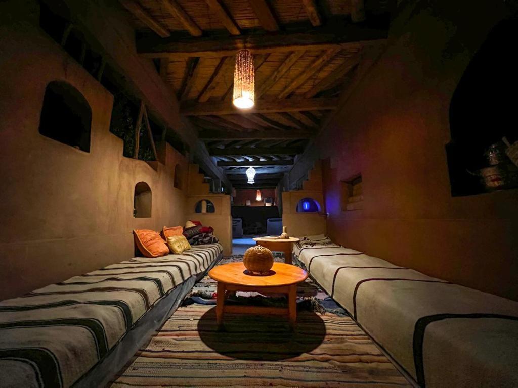 Dar Talmoudi Hotel Tagounite Bagian luar foto